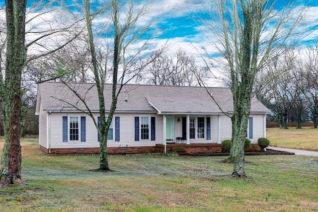 ranch-style house with a front yard