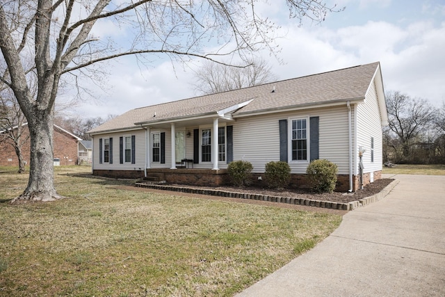 single story home with a front lawn, a porch, concrete driveway, roof with shingles, and crawl space