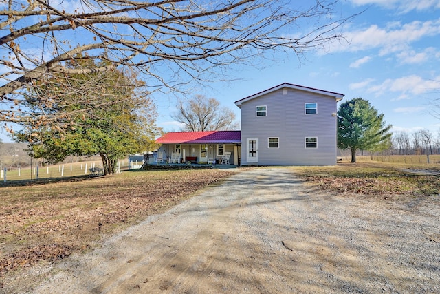 view of front of house featuring covered porch