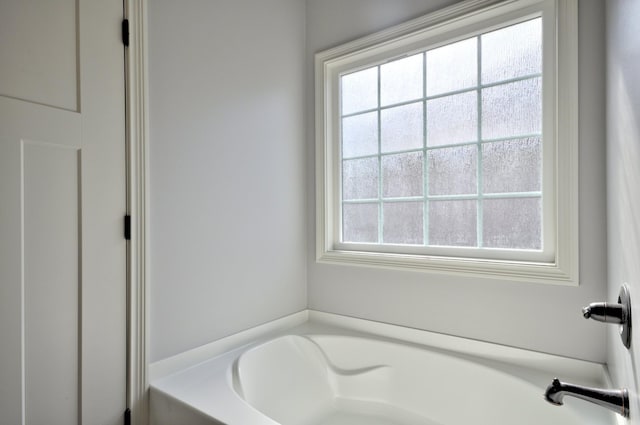 bathroom with a bathtub