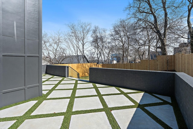 304 35th Ave N, Nashville, TN 37209 - view of patio featuring a fenced backyard