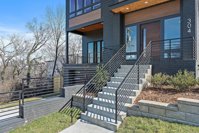 304 35th Ave N, Nashville, TN 37209 - view of property entrance