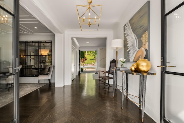 313 Deerwood Ln, Brentwood, TN 37027 - foyer featuring a chandelier, baseboards, and crown molding