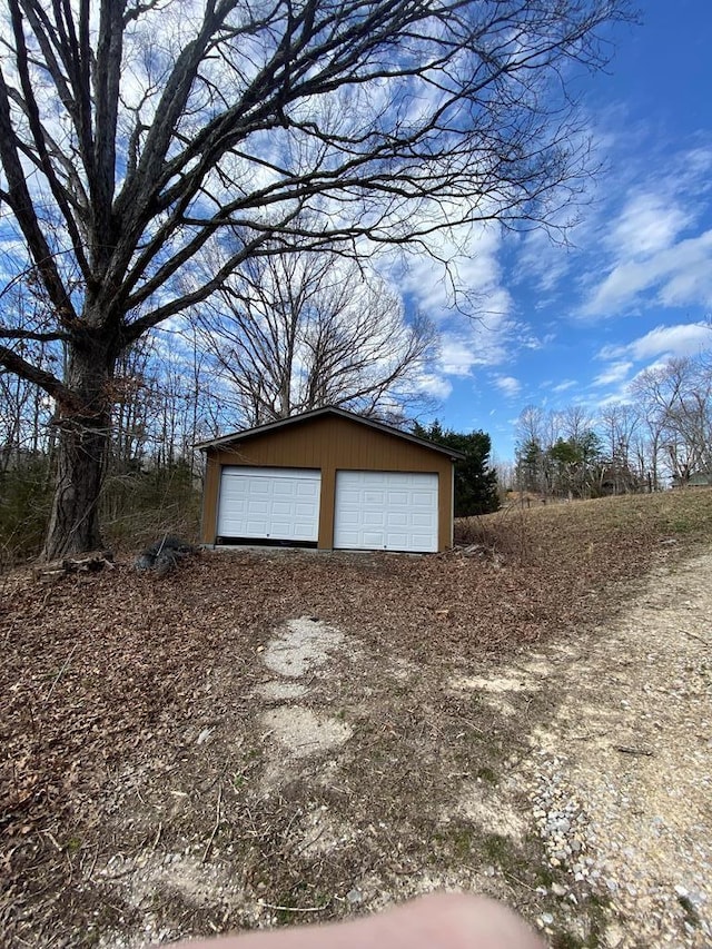 view of detached garage