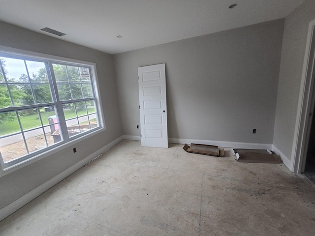346 Welchwood Dr, Clarksville, TN 37040 - unfurnished bedroom featuring baseboards
