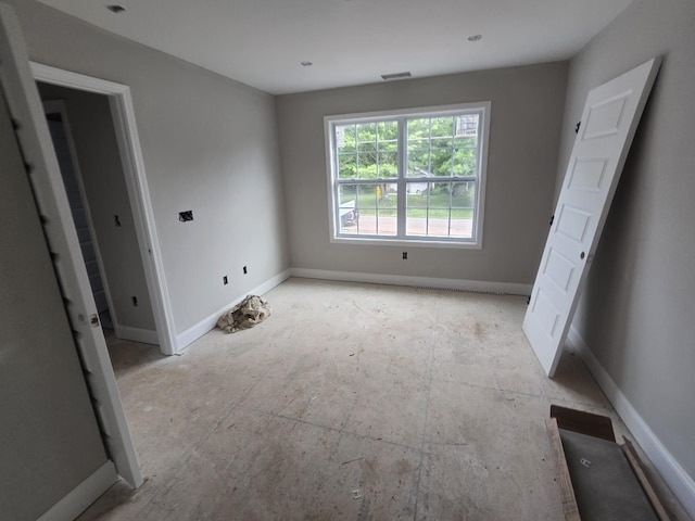 346 Welchwood Dr, Clarksville, TN 37040 - unfurnished bedroom with baseboards