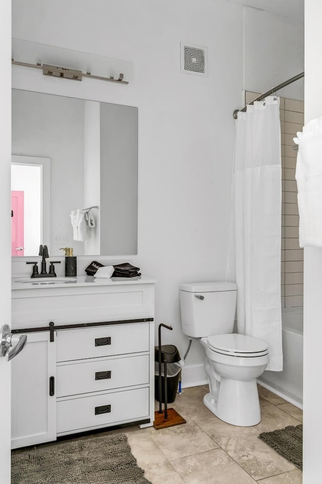 bathroom with toilet, visible vents, shower / bath combo with shower curtain, and vanity