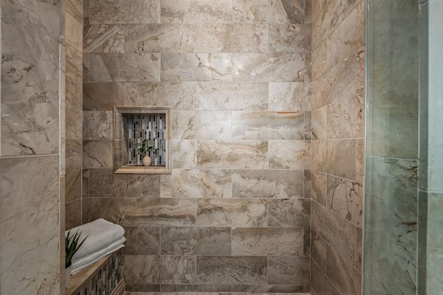 6054 Pelican Way, College Grove, TN 37046 - full bath with a tile shower