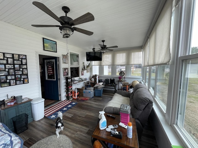 view of sunroom / solarium