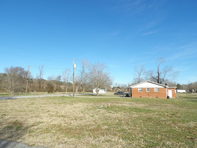 Listing photo 3 for 116 Fairground Dr, Waverly TN 37185