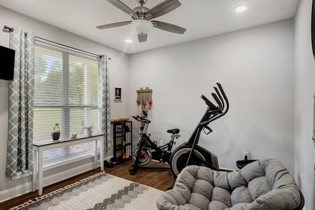 workout area with dark wood-style floors, baseboards, a ceiling fan, and recessed lighting