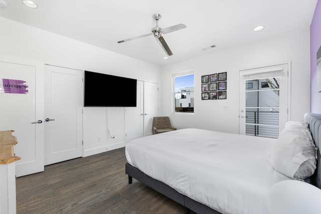 bedroom featuring visible vents, dark wood finished floors, a ceiling fan, and recessed lighting