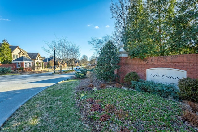 view of road featuring a residential view