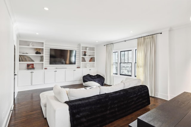 living room with baseboards, dark wood-type flooring, and recessed lighting