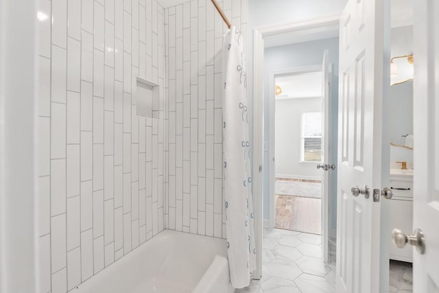 full bathroom with shower / tub combo