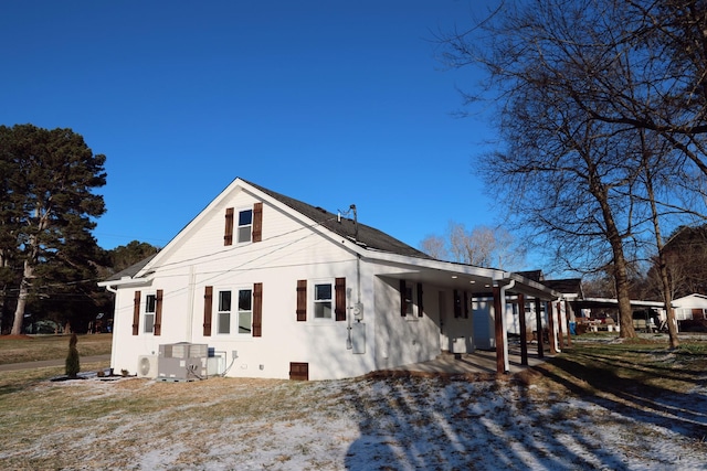 view of side of home