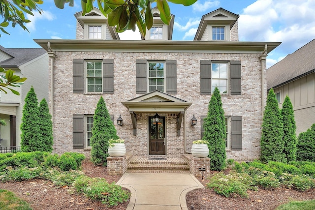 view of front facade with brick siding