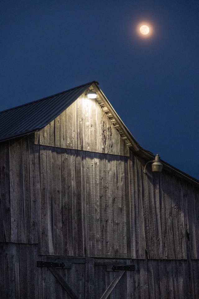 details with a barn