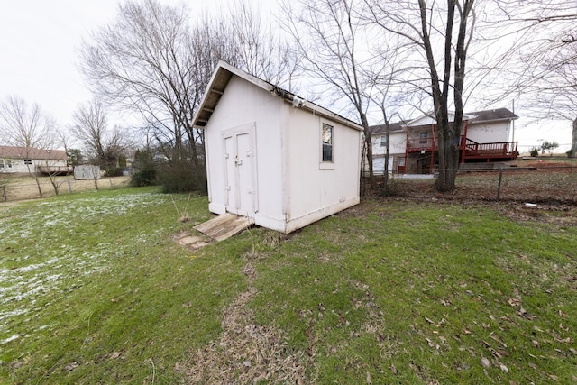 exterior space featuring fence