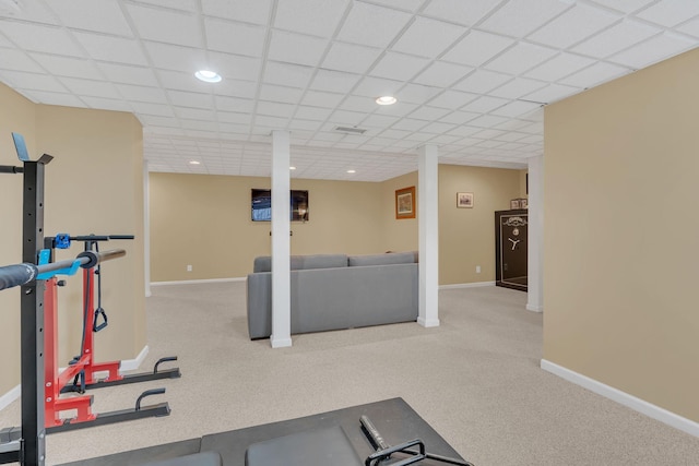 workout room with recessed lighting, light carpet, a drop ceiling, and baseboards