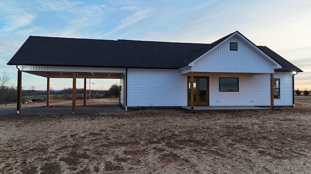 view of front of property featuring a porch