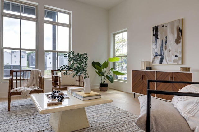 406 Morningside Mnr, Nashville, TN 37209 - living area featuring baseboards and wood finished floors