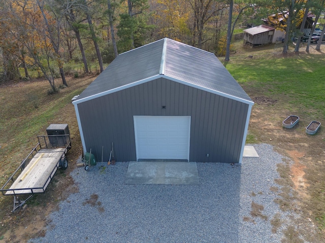 view of detached garage