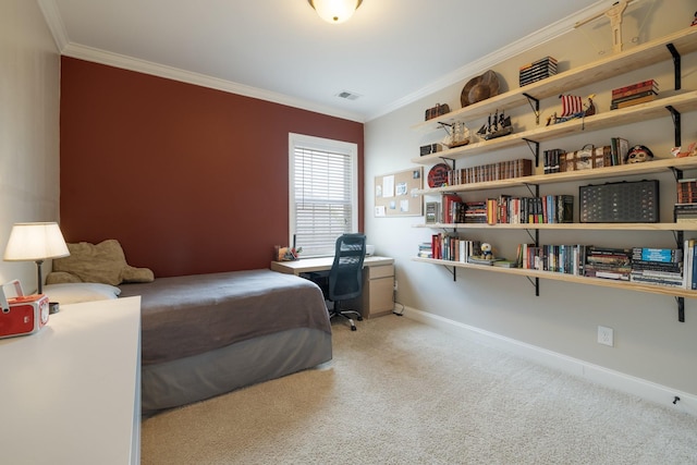 bedroom with baseboards, carpet flooring, visible vents, and crown molding