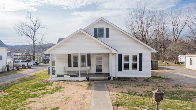 bungalow featuring covered porch