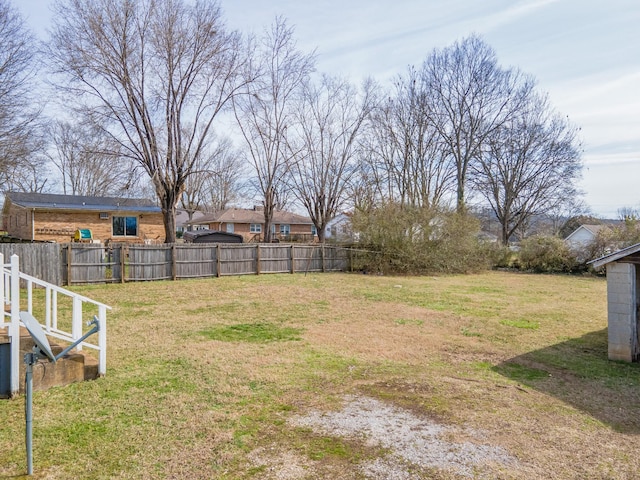 view of yard featuring fence