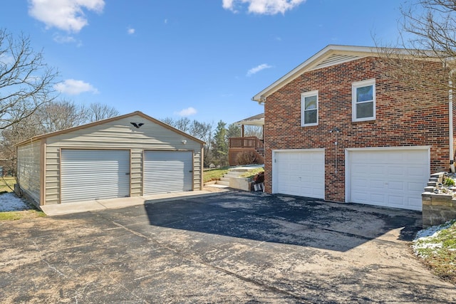 view of detached garage