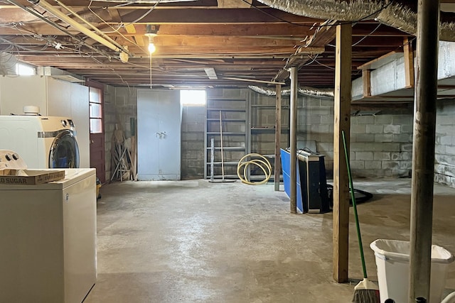 basement with washer / dryer