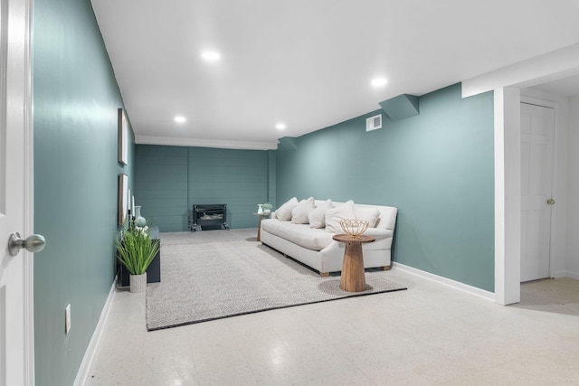 living room featuring recessed lighting, visible vents, baseboards, and tile patterned floors