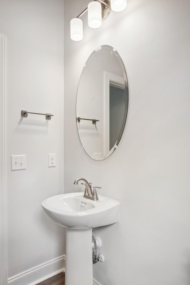 bathroom featuring baseboards