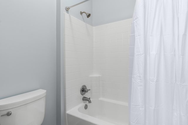 full bathroom with toilet and shower / tub combo with curtain