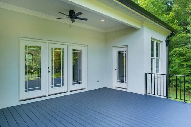 deck with a ceiling fan