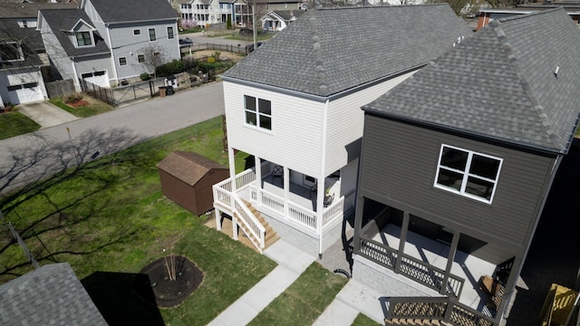 bird's eye view with a residential view