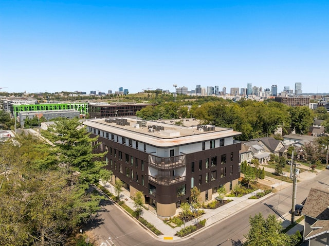 drone / aerial view with a view of city