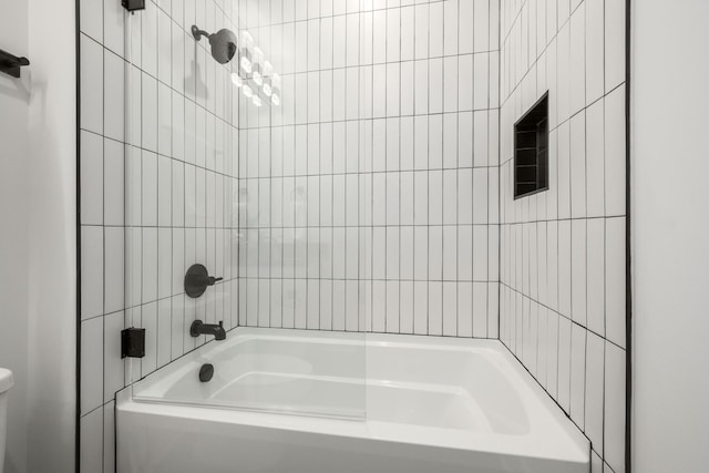 full bath featuring bathing tub / shower combination