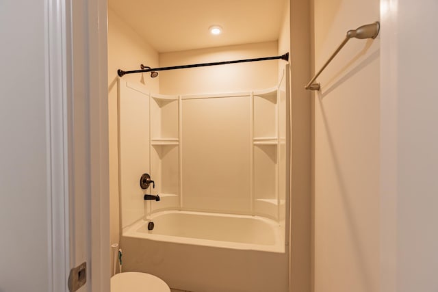 full bath with toilet and washtub / shower combination