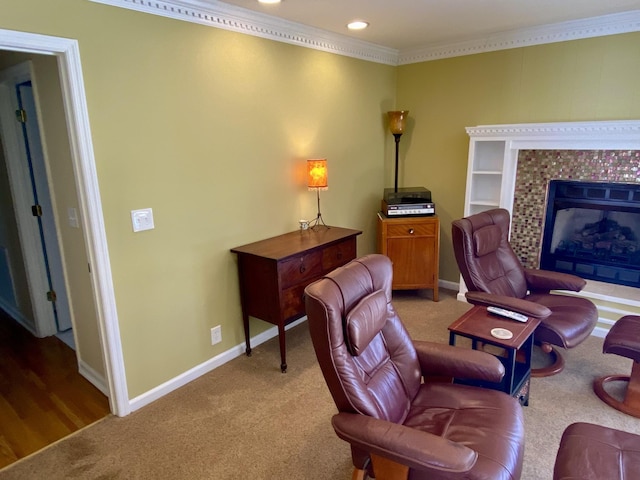 living room featuring recessed lighting, light carpet, crown molding, and baseboards