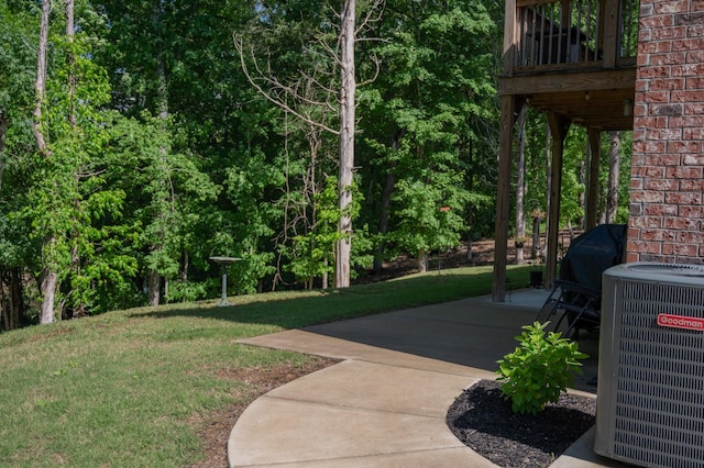 1007 Watercress Ct, Murfreesboro, TN 37129 - view of green lawn with central AC unit