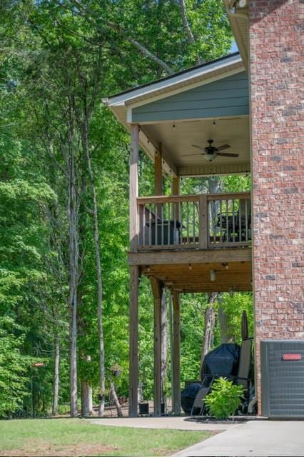 1007 Watercress Ct, Murfreesboro, TN 37129 - exterior view of ceiling fan, central AC unit, and brick siding