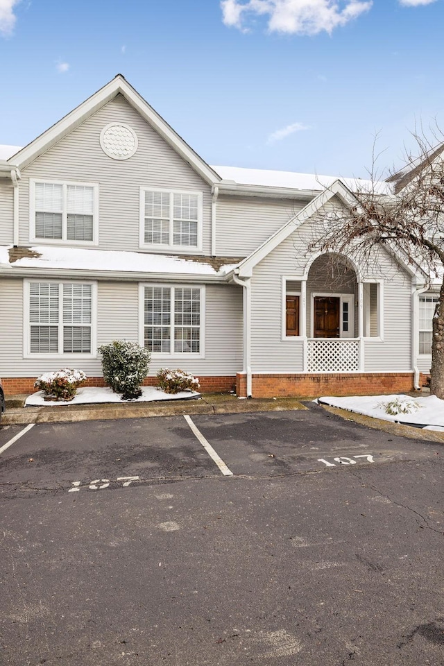107 Sylvan Glen Ct, Nashville, TN 37209 - view of property with uncovered parking