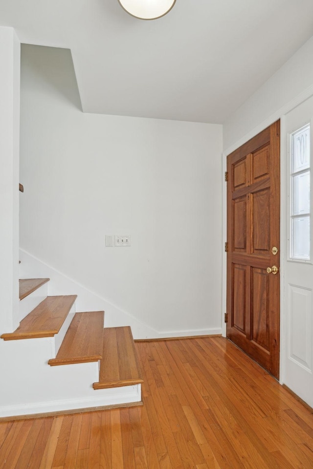 107 Sylvan Glen Ct, Nashville, TN 37209 - foyer with stairs, hardwood / wood-style flooring, and baseboards
