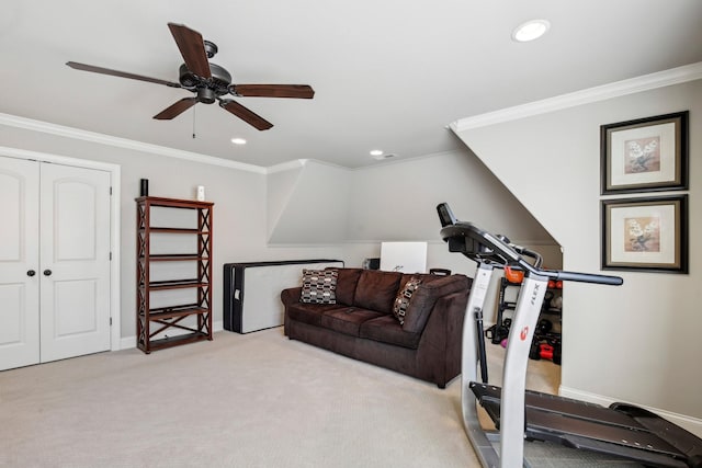 workout room featuring ceiling fan, recessed lighting, carpet floors, baseboards, and crown molding