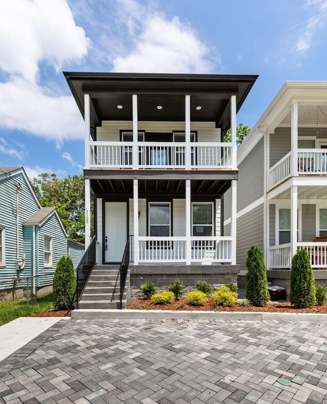 view of front of house with covered porch