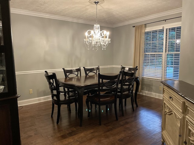 dining area featuring a chandelier, dark wood-style flooring, baseboards, and crown molding