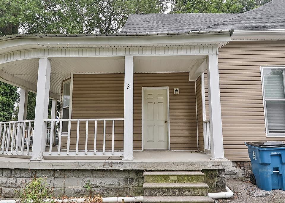207 Church St, Martin, TN 38237 - photo 1