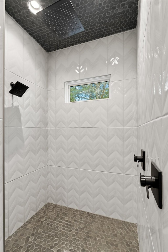 105 Stillwind Ct, Nolensville, TN 37135 - full bath with tiled shower